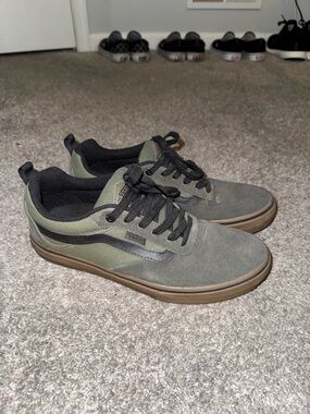 Vans Men's Low-Top Lace-Up Sneakers in Olive/Black